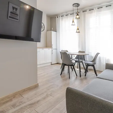 Apartamento Homely By Bookinghost